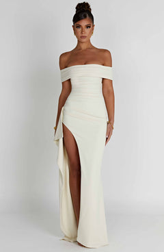 Kelly Bardot Maxi Dress